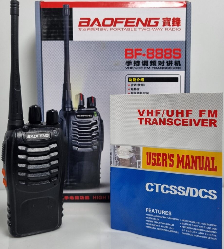 دفترچه راهنمای بیسیم باوفنگ 888s