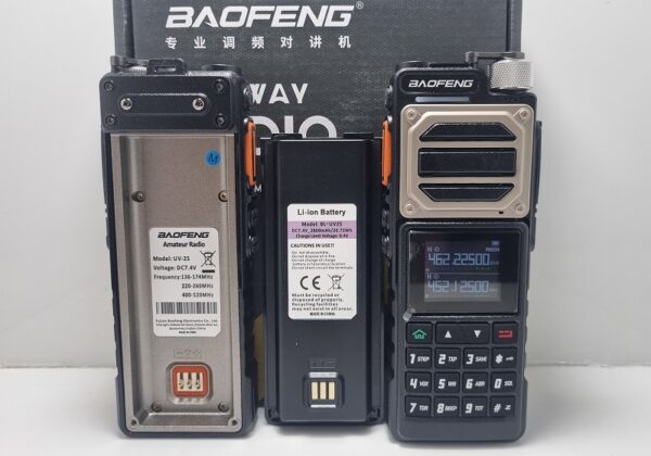 باتری بیسیم باوفنگ UV-25 یووی