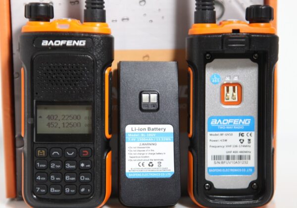 باتری بیسیم باوفنگ UV-10 یووی