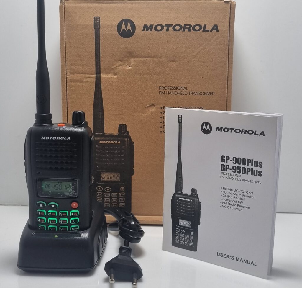دفترچه راهنمای بیسیم های GP950Plus و GP900Plus
