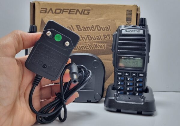 شارژر بیسیم باوفنگ UV-82 یووی